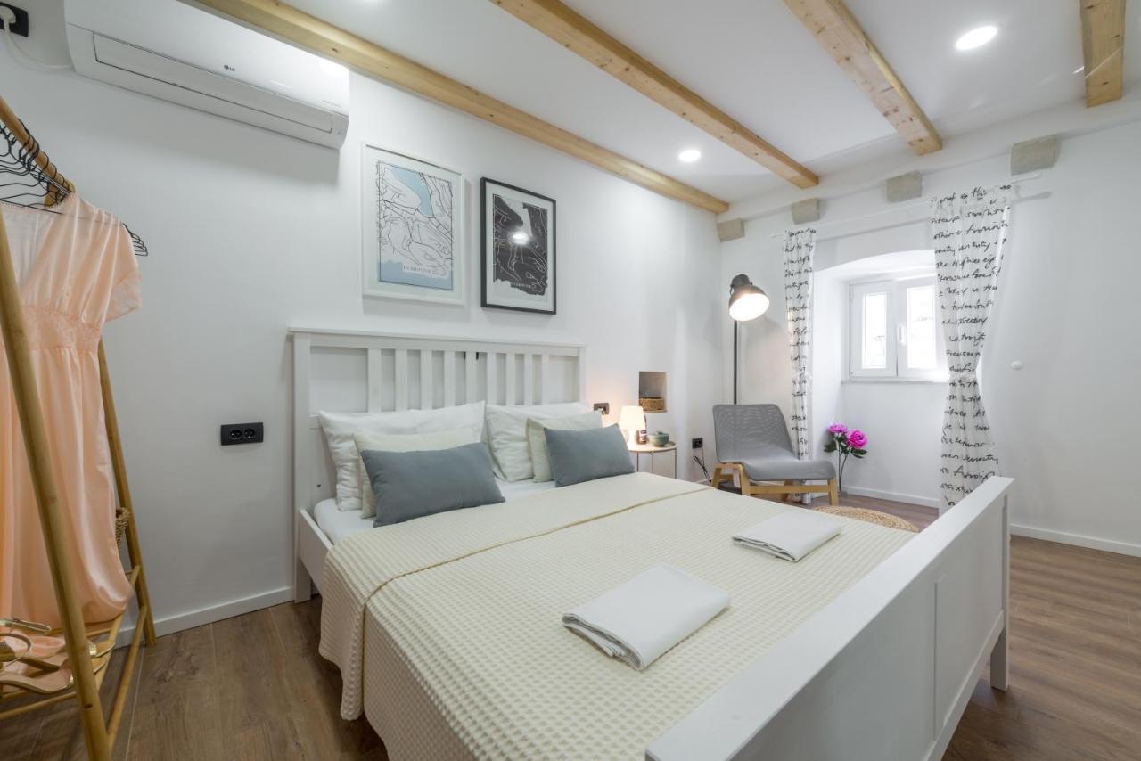 Apartments Bobo Дубровник Екстериор снимка